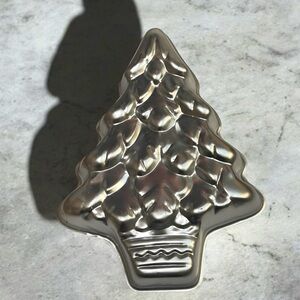 Vintage 1972 Wilton Christmas Pine Tree Cake Pan 502-1107 Vintage Holiday Baking